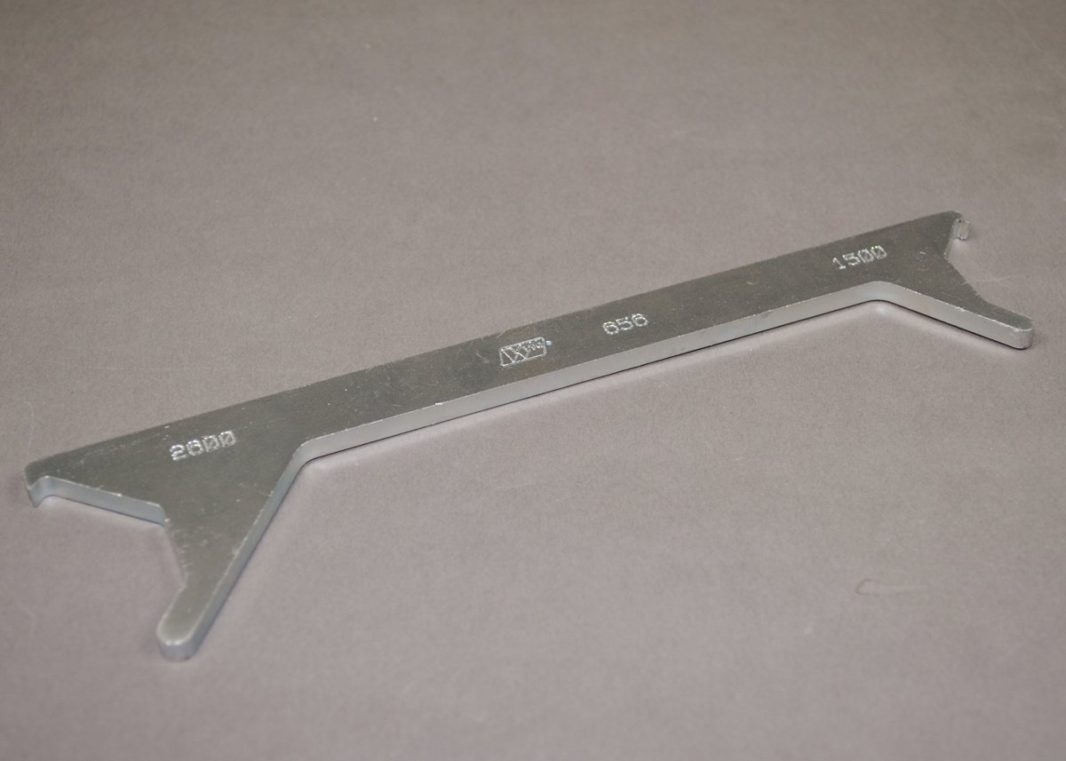 656 - Cover Removal Tool 1500 & 2600 - Wiremold