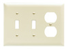 TP28I - Trademaster Wallplate 3G 2 Toggle 1 Duplex Iv - Pass & Seymour/Legrand