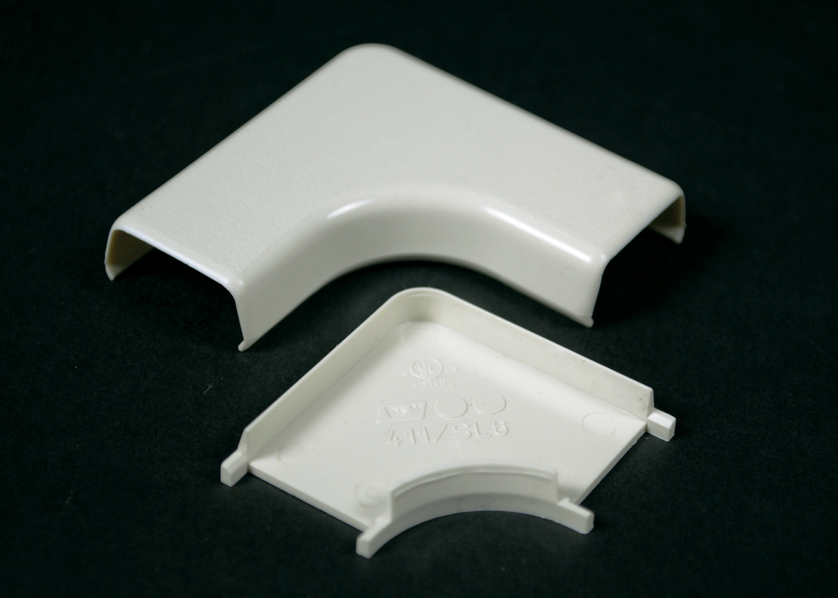 411 - NM Flat 90 D. Elbow 400 Ivory - Wiremold